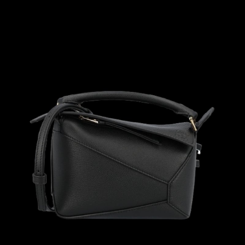 로에베 미니 퍼즐 엣지 백 제품 사진 로에베 미니 퍼즐 엣지 백 제품 사진