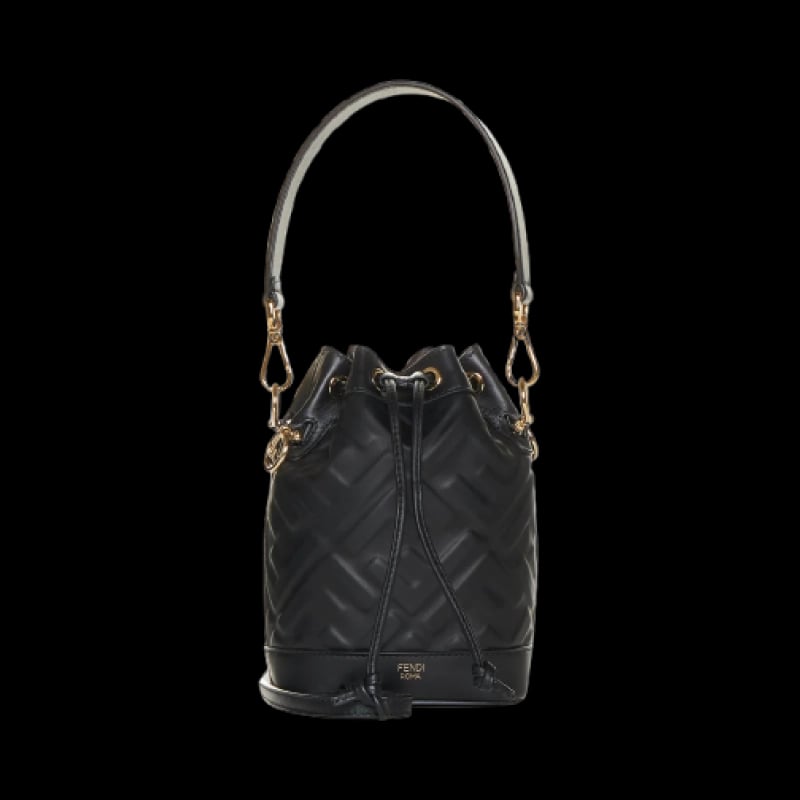 펜디 몬트레조 로고 엠보싱 버킷 백 제품 사진 펜디 몬트레조 로고 엠보싱 버킷 백 제품 사진